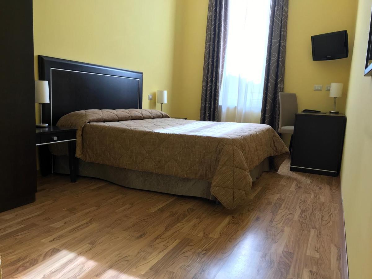 Hotel Villa Cinzia Villanova Mondovì Екстериор снимка