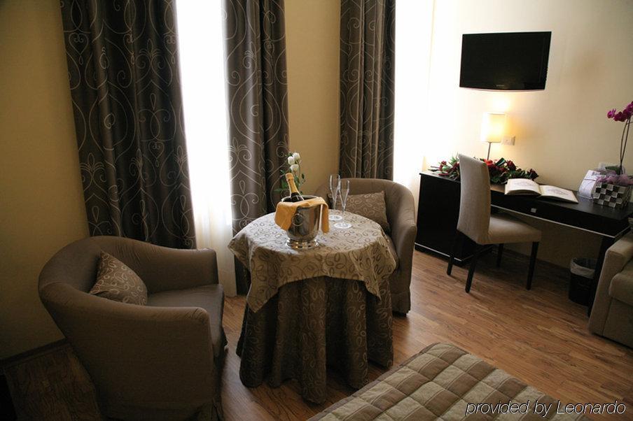 Hotel Villa Cinzia Villanova Mondovì Екстериор снимка
