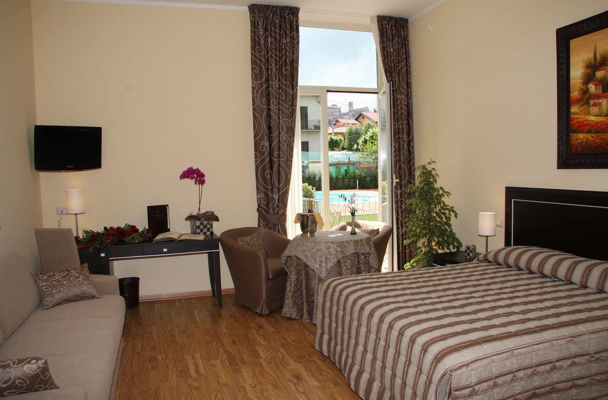 Hotel Villa Cinzia Villanova Mondovì Екстериор снимка